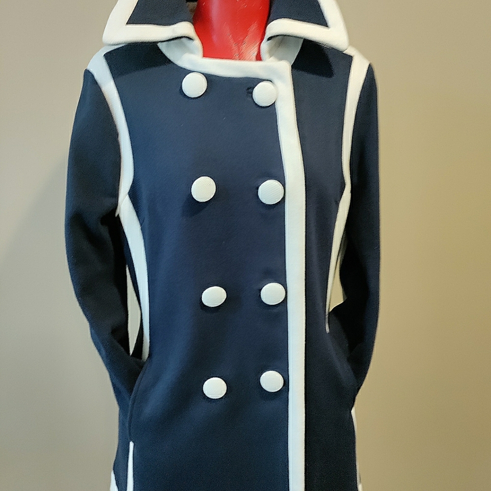 International Concepts navy blue coat, size large.